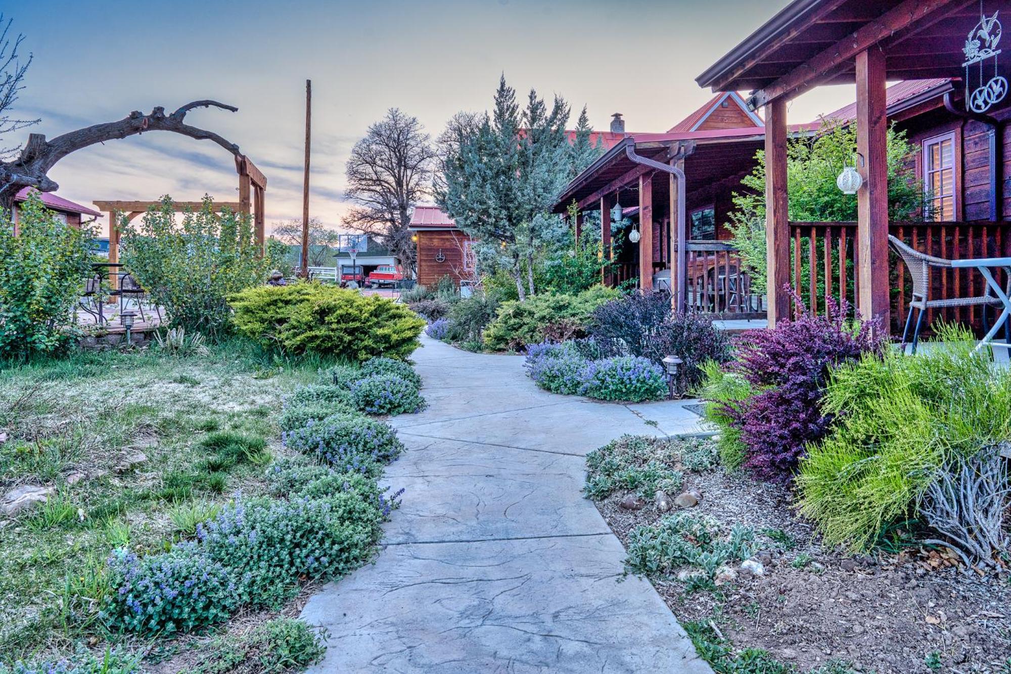 The Loubird Inn Escalante Exterior photo